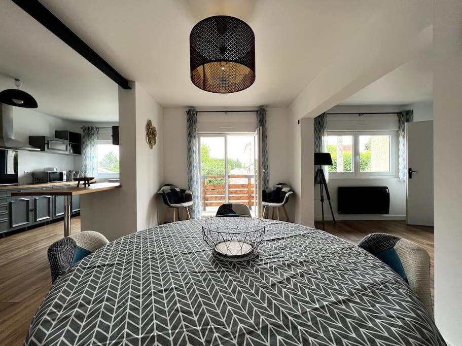 Le Grand Moretain Moret-sur-Loing Exterior foto